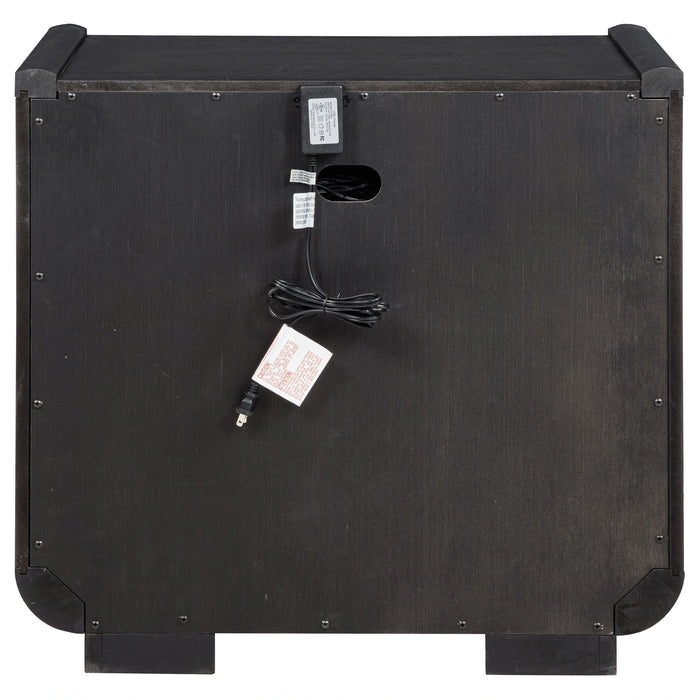 Leandro Nightstand