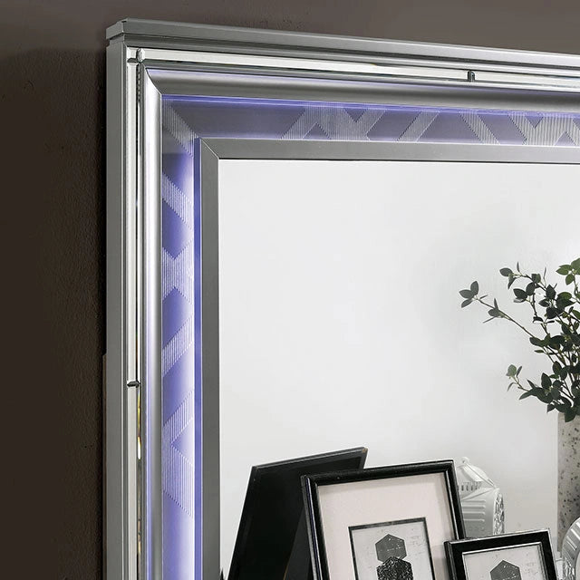 Emmeline Bed Silver & White