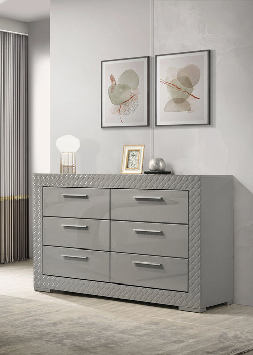 Ives Dresser
