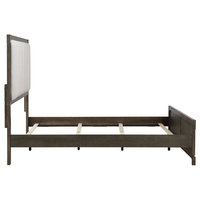 Gran Park Panel Bed