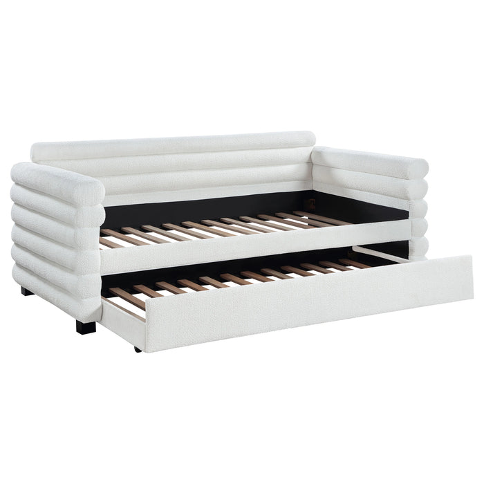 Patricia Daybed with Trundle
